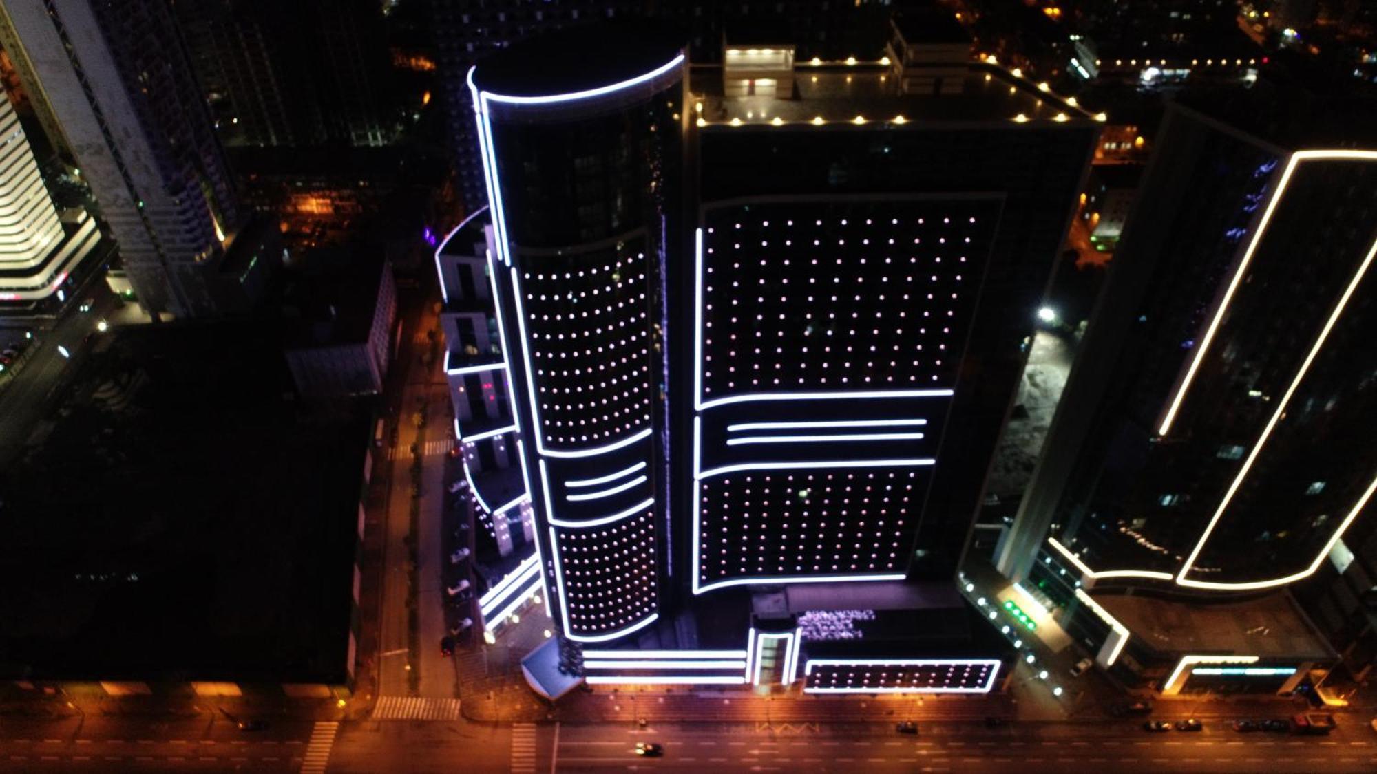Season Suite Apart-Hotel バトゥーミ エクステリア 写真